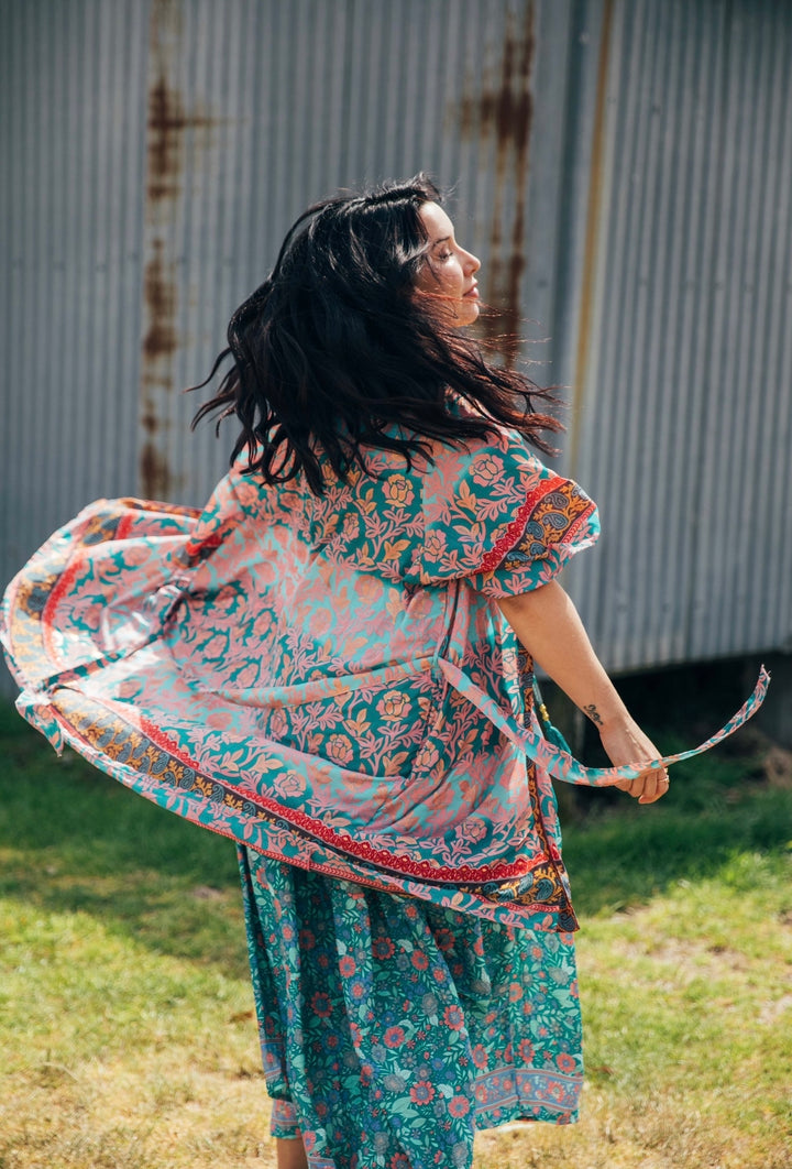 Star Dust Kimono ~ Turquoise with gold fleck ✨