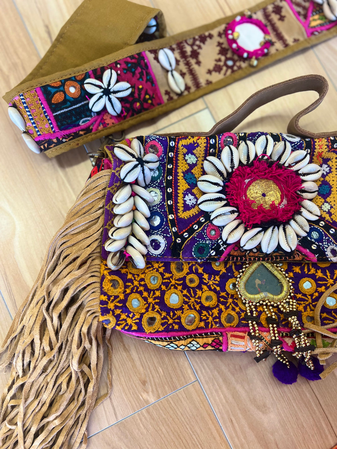 Bells and whistles Satchel