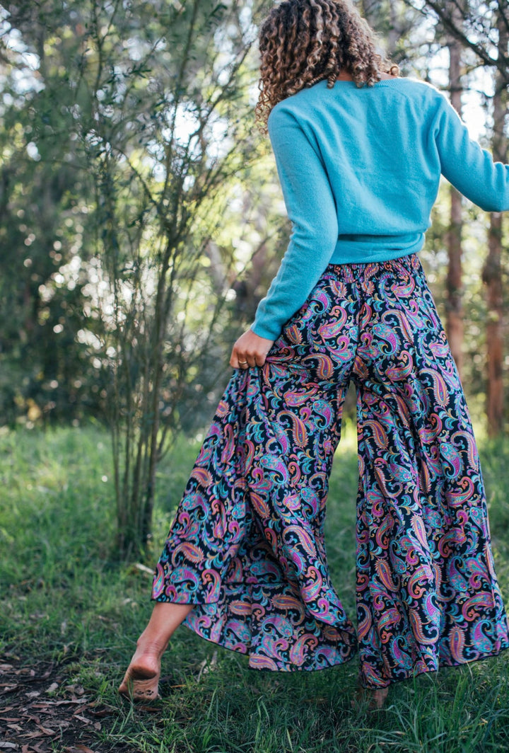 Rosa Pants ~ Noir Paisley