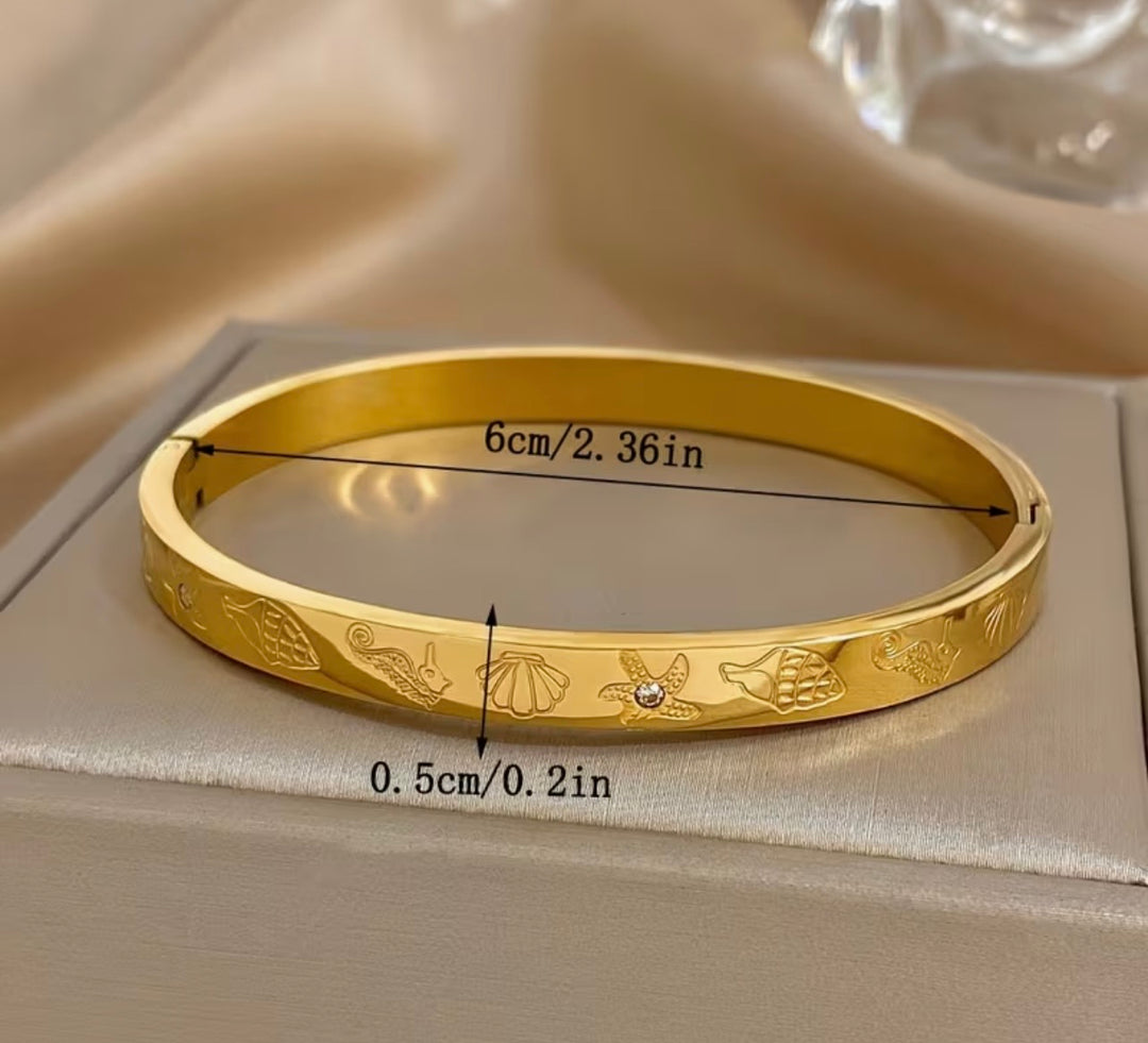 Seahorse Bangle