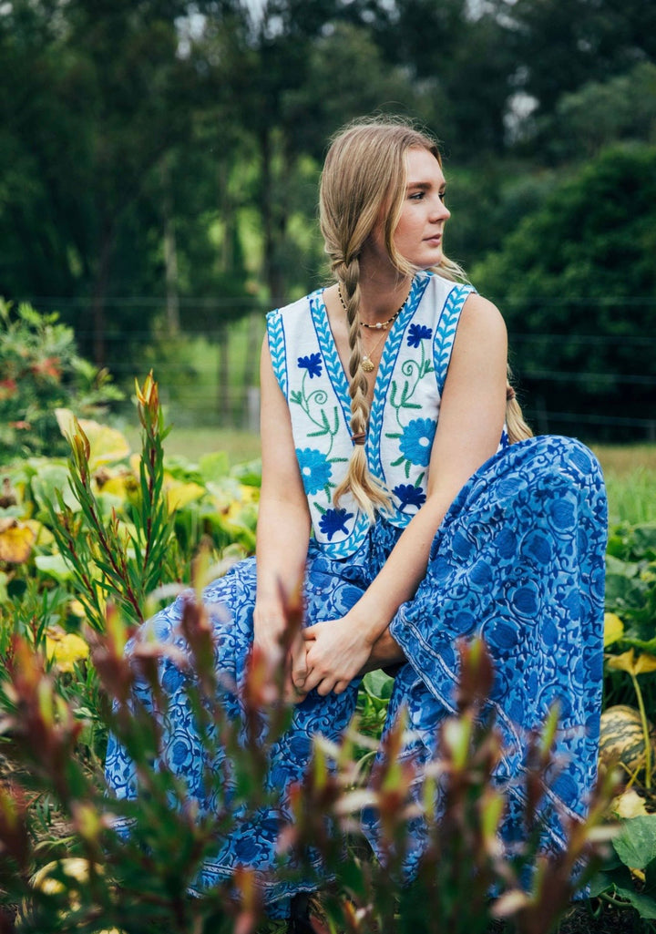 Zinnia Vest ~ White