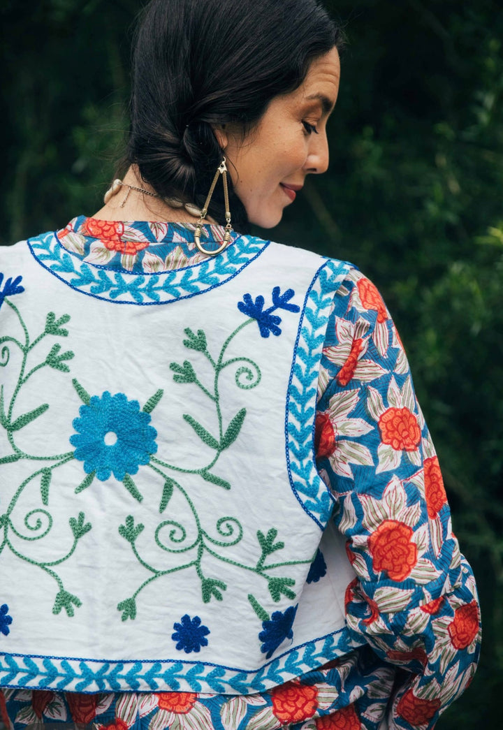Zinnia Vest ~ White