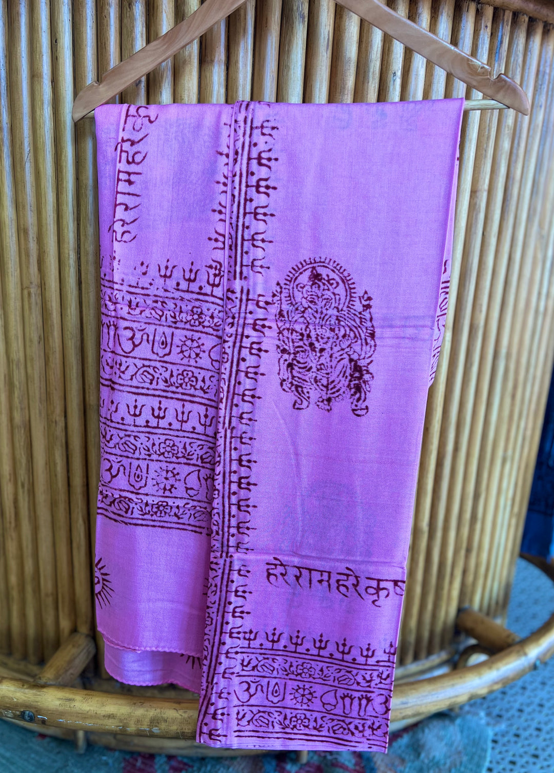 Om Sarong