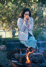 Load image into Gallery viewer, Violet reversible Jacket - Rose
