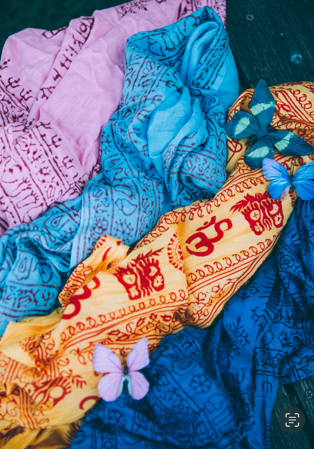 Om Sarong