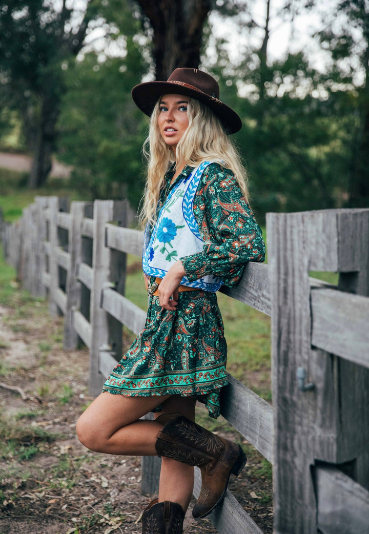Zinnia Vest ~ White