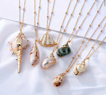 Load image into Gallery viewer, Ariel shell necklace
