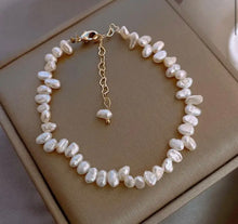 Load image into Gallery viewer, Mermaid Pearl bracelet
