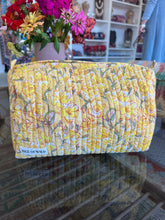 Load image into Gallery viewer, Sunshine Tote large - yellow
