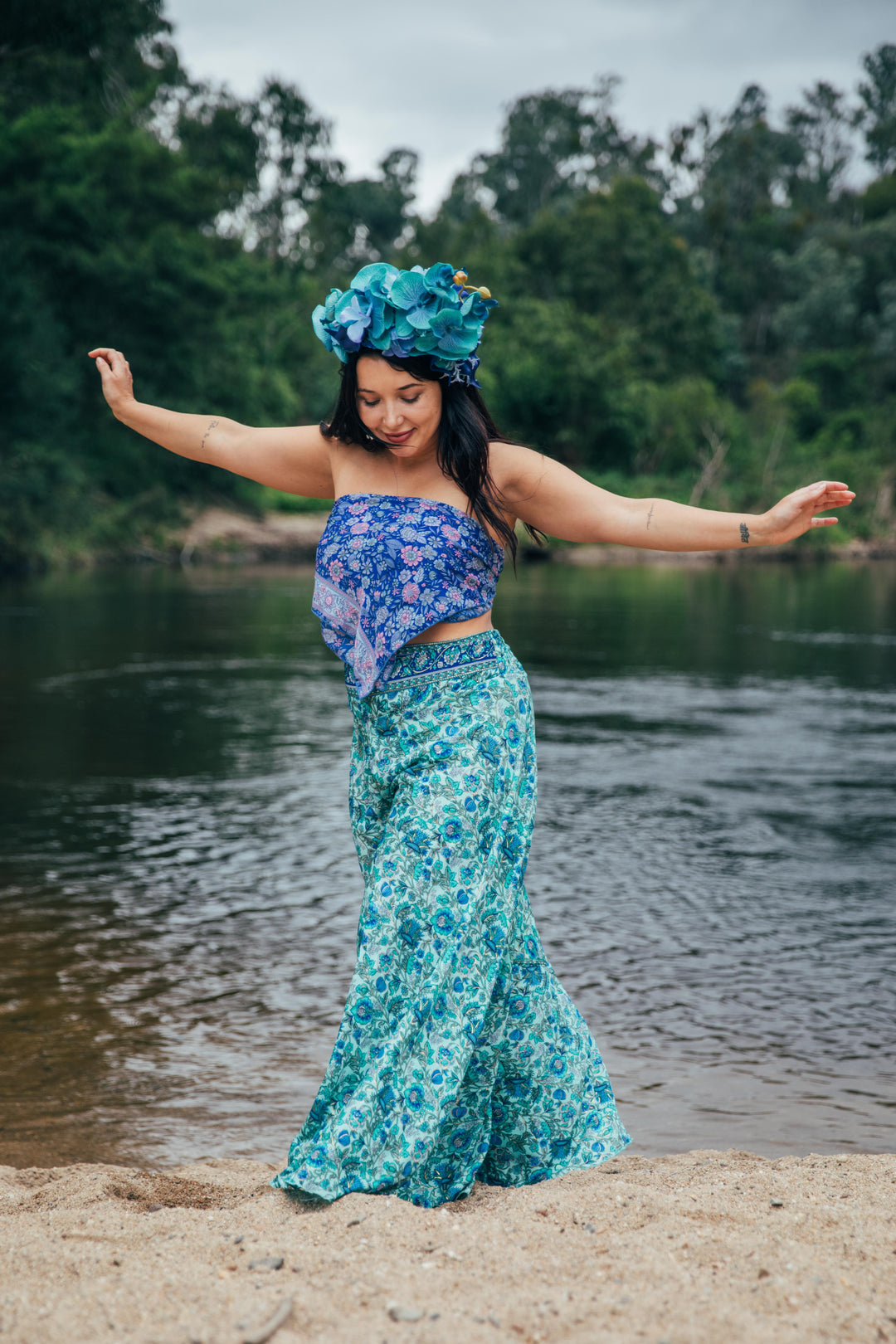 Rosa Pants ~ Turquoise with gold fleck ✨