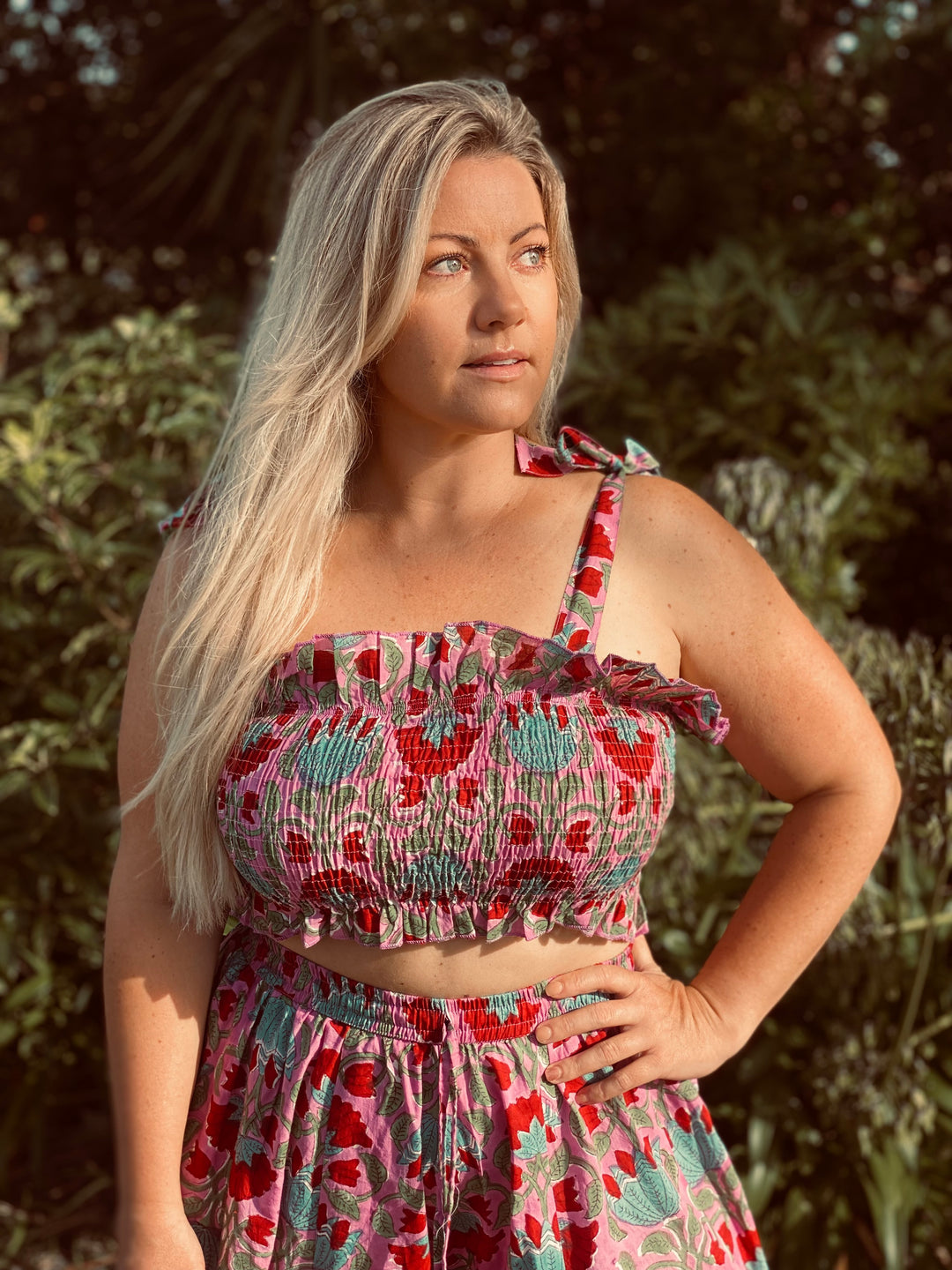 Joni Crop